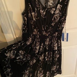 NWT extra large Vera Wang sleeveless dress